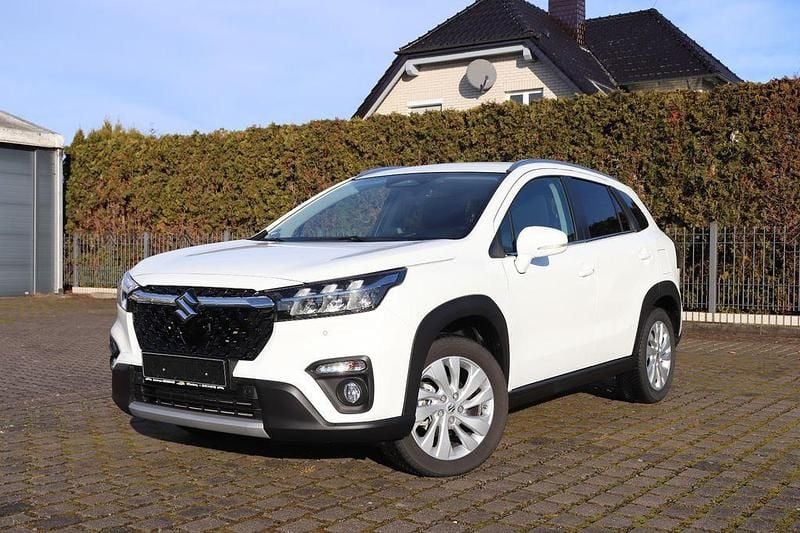 Gebraucht Suzuki SX4 S-Cross 129 PS (94 kW) 2025 Weiß SUV
