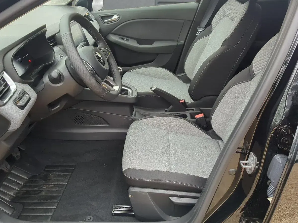 Gebraucht Mitsubishi Colt Plus 91 PS (66 kW) 2025 Onyxschwarz Kleinwagen