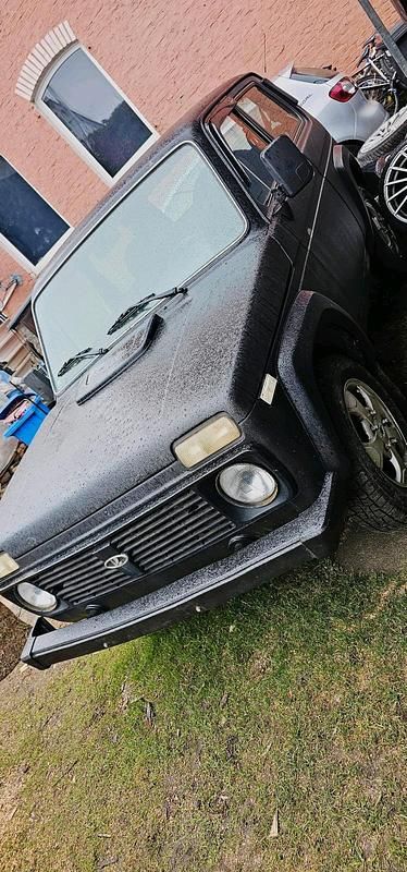 Gebraucht Lada niva 83 PS (61 kW) 2014 Schwarz SUV