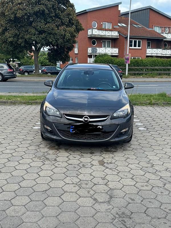 Gebraucht Opel Astra 110 PS (80 kW) 2015 Kombi