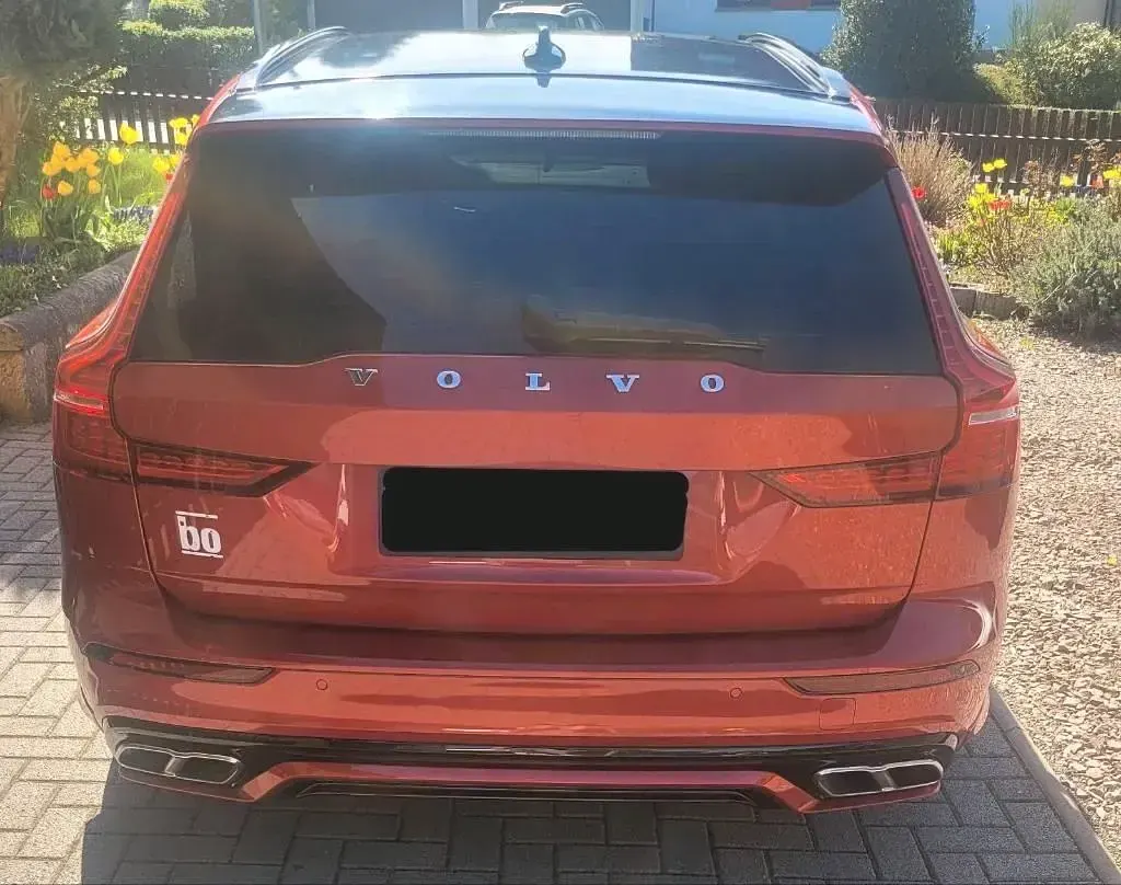 Gebraucht Volvo V60 R-Design 310 PS (228 kW) 2019 Rot Kombi