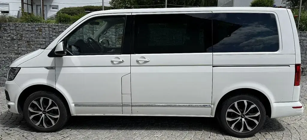 Gebraucht VW Multivan Generation Six 204 PS (150 kW) 2016 Weiß Van / Kleinbus