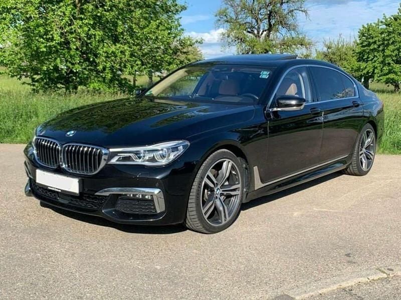 Gebraucht BMW 730L Executive 265 PS (194 kW) 2019 Schwarz Limousine