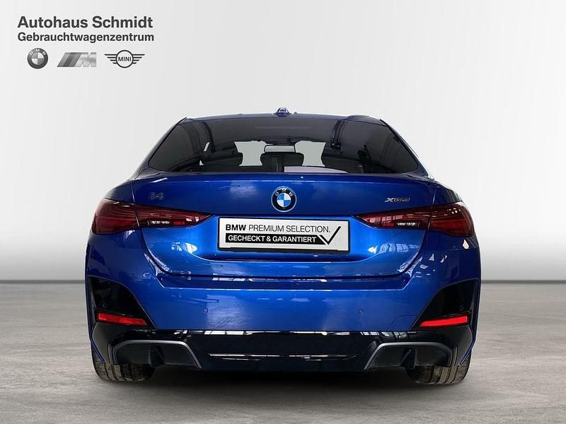 Gebraucht BMW i4 M Sport 294 kW (401 PS) 2024 M portimao blau Limousine
