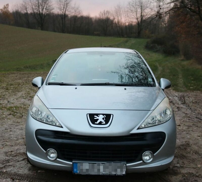 Silber Gebraucht 2009 Peugeot 207 Urban Move Limousine | 700 € (Superpreis) - Bild 1/4