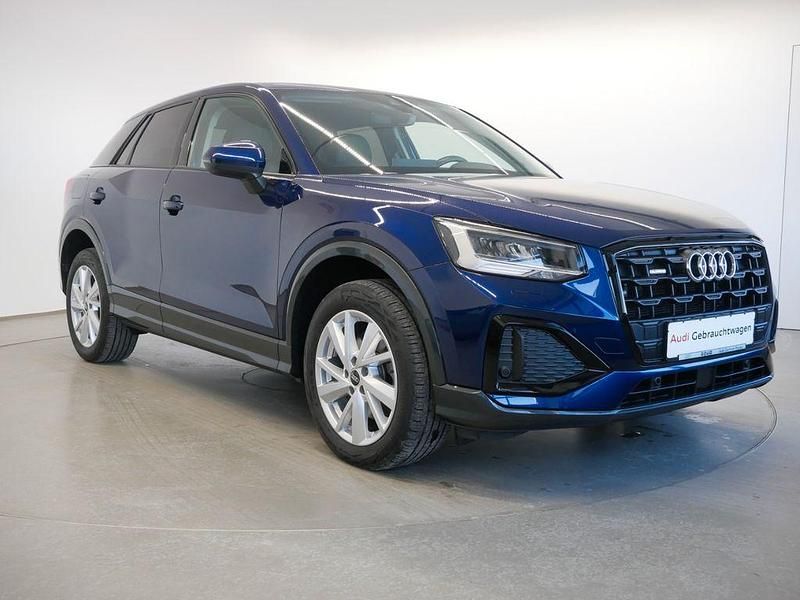 Gebraucht Audi Q2 Advanced 150 PS (110 kW) 2022 Navarrablau metallic SUV