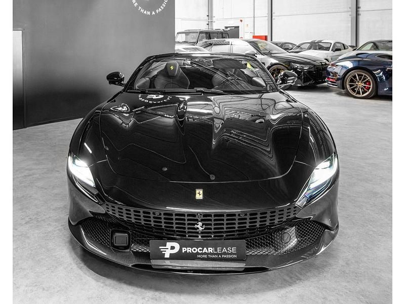 Gebraucht Ferrari Roma 620 PS (456 kW) 2024 Schwarz Cabrio