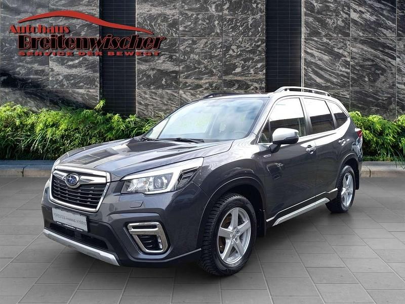 Magnetite gray metallic Gebraucht 2019 Subaru Forester Active SUV | 19.450 € (Superpreis) - Bild 1/4