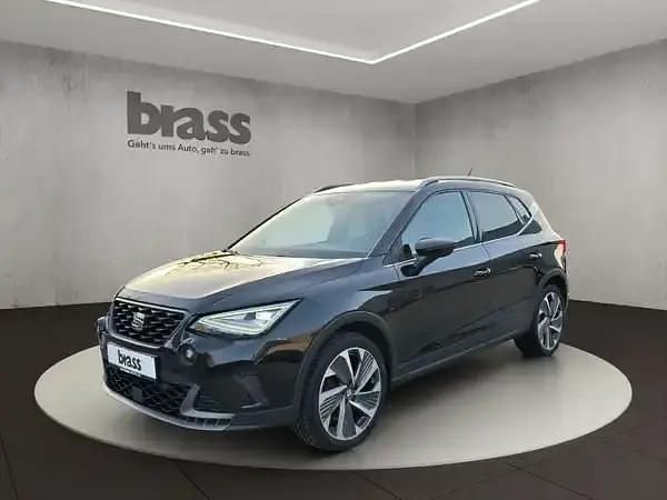 Mitternachtsschwarz Gebraucht 2021 Seat Arona FR SUV | 20.990 € (Fairer Preis) - Bild 1/4