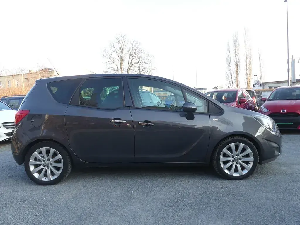 Gebraucht Opel Meriva Innovation 120 PS (88 kW) 2011 Karbongrau Van / Kleinbus