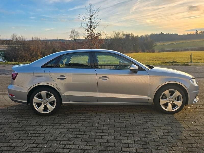Gebraucht Audi A3 Ambition 125 PS (91 kW) 2016 Silber Limousine
