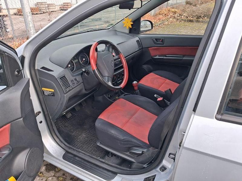Silber Gebraucht 2009 Hyundai Getz Kleinwagen | 1.700 € - Bild 1/4