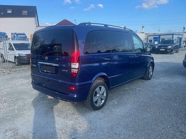 Gebraucht Mercedes Viano Edition 224 PS (164 kW) 2013 Blau Van / Kleinbus