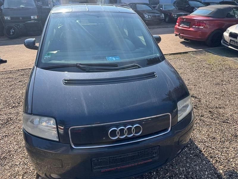 Gebraucht Audi A2 75 PS (55 kW) 2001 Schwarz Kleinwagen