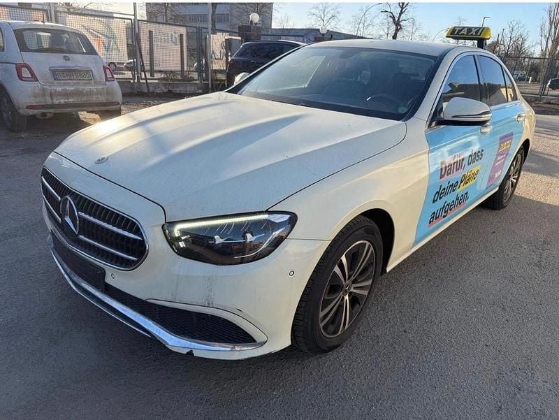 Gebraucht Mercedes E200 160 PS (117 kW) 2021 Schwarz Limousine