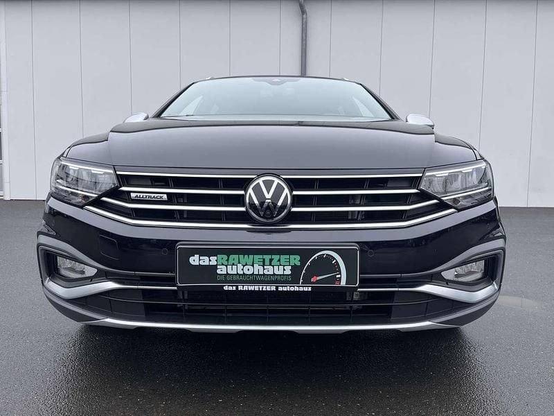 Gebraucht VW Passat Alltrack 200 PS (147 kW) 2022 Deep black Kombi
