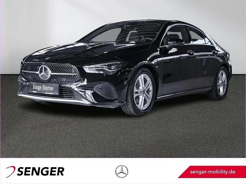 Unilack nachtschwarz Gebraucht 2024 Mercedes CLA180 Limousine | 31.490 € (Guter Preis) - Bild 1/1