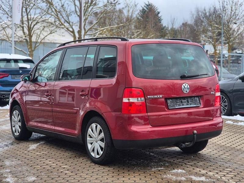 Gebraucht VW Touran Trendline 116 PS (85 kW) 2005 Rot Van / Kleinbus