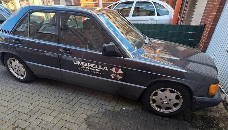 Gebraucht Mercedes 190 75 PS (55 kW) 1990 Limousine