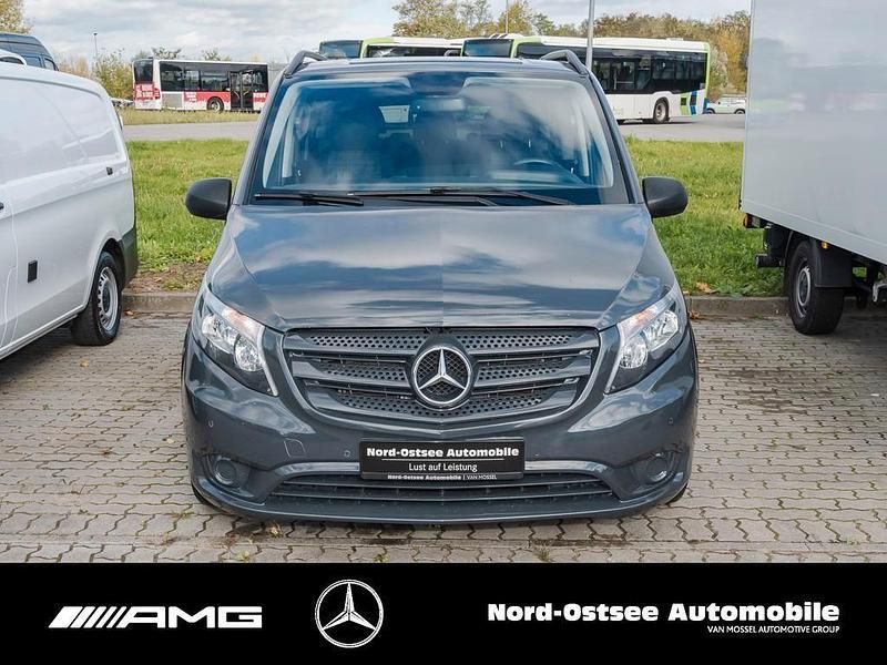 Gebraucht Mercedes Vito 190 PS (139 kW) 2019 Schwarzgrau Van
