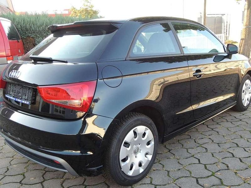 Gebraucht Audi A1 S-Line 86 PS (63 kW) 2014 Schwarz Kleinwagen