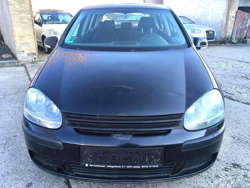 Gebraucht VW Golf IV Trendline 75 PS (55 kW) 2004 Schwarz Kleinwagen