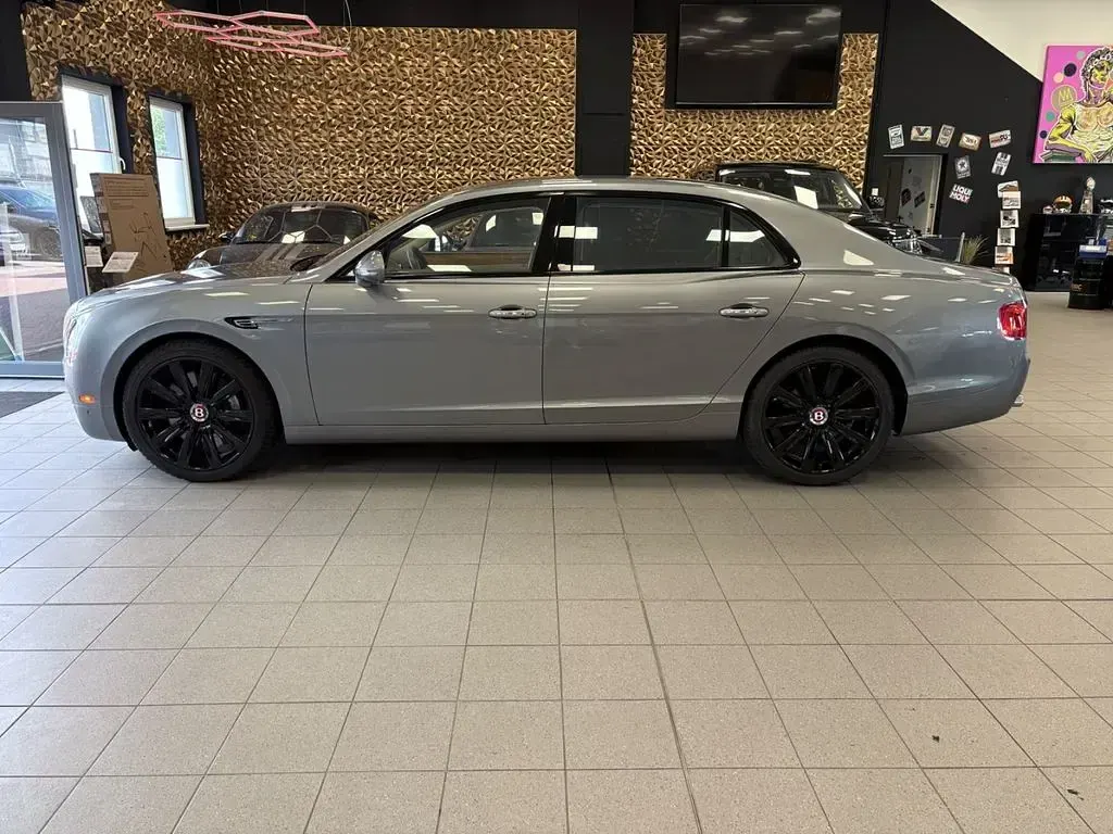 Gebraucht Bentley Flying Spur 507 PS (372 kW) 2016 Grau Limousine