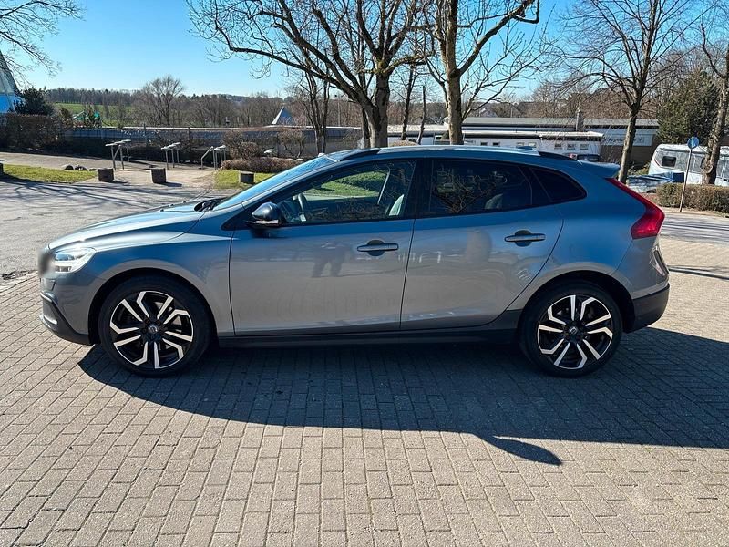 Gebraucht Volvo V40 CC 190 PS (139 kW) 2016 Grau Kombi