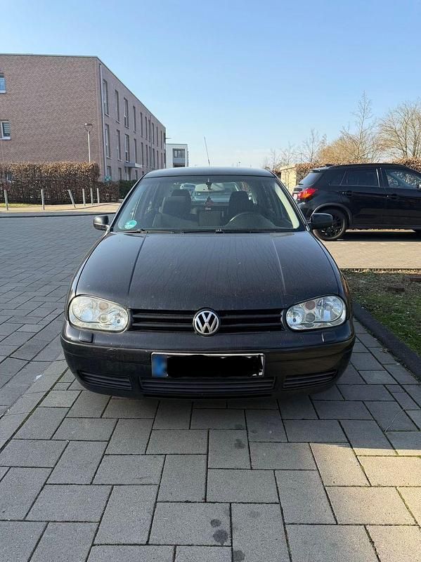Gebraucht VW Golf IV Trendline 116 PS (85 kW) 2002 Schwarz Kleinwagen