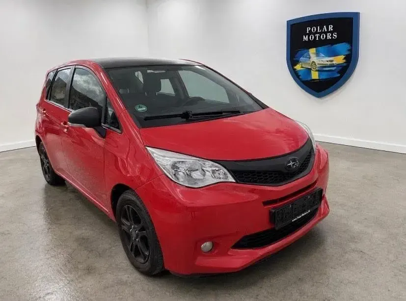 Gebraucht Subaru Trezia Active 90 PS (66 kW) 2012 Rot Kleinwagen