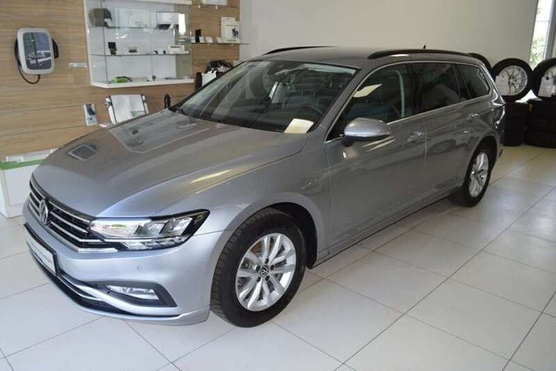 Pyritsilber metallic Gebraucht 2023 VW Passat Business Kombi | 27.480 € (Guter Preis) - Bild 1/4