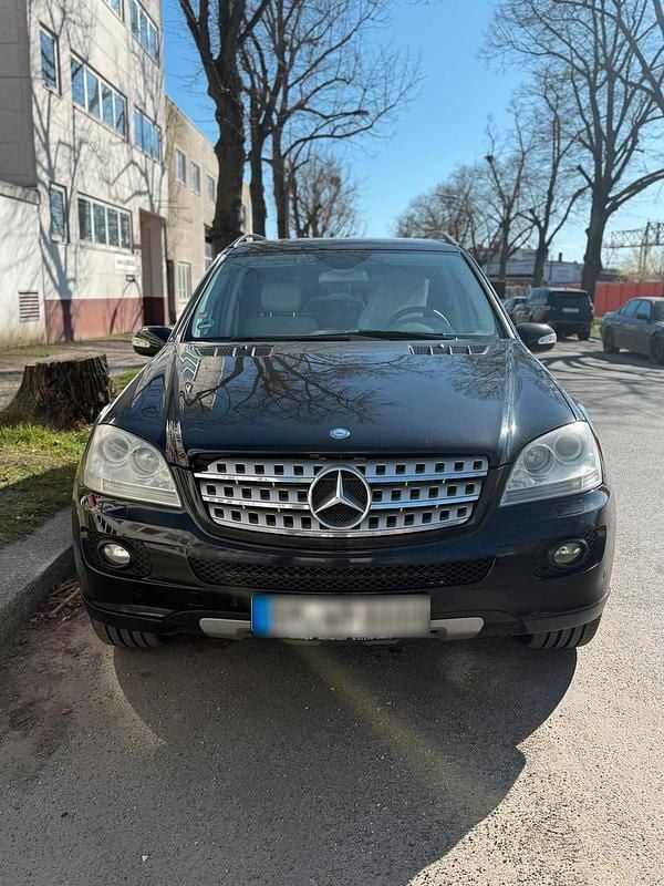 Gebraucht Mercedes 320 224 PS (164 kW) 2006 Schwarz SUV