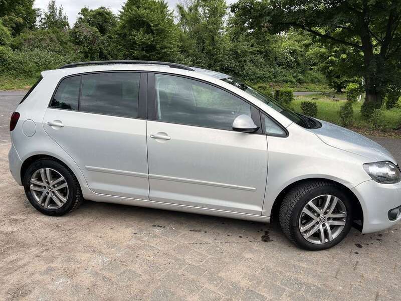 Gebraucht 2009 VW Golf Plus Cross Comfortline Van / Kleinbus | 3.300 € (Fairer Preis) - Bild 1/4
