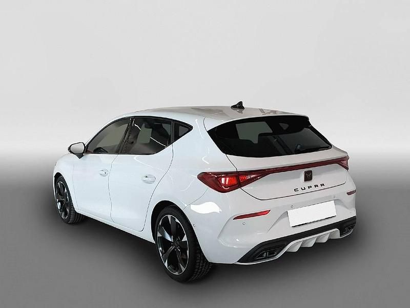 Second-hand Cupra Leon 150 CP (110 kW) 2024 Alb Berlinǎ