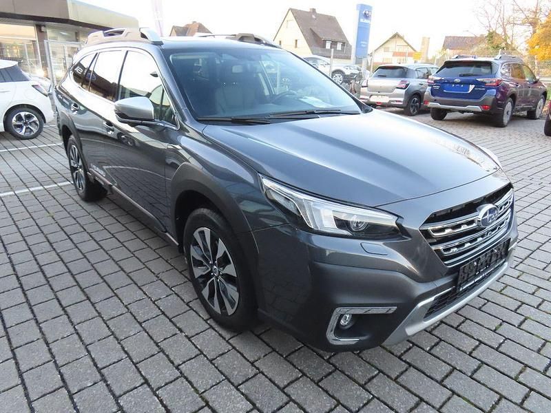 Grau Gebraucht 2025 Subaru Outback Platinum Limousine | 41.990 € (Fairer Preis) - Bild 1/4