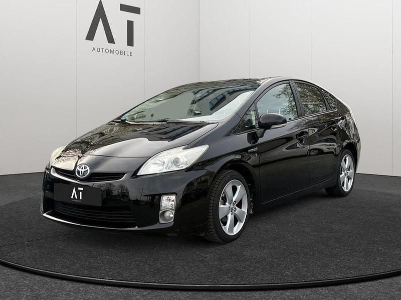 Gebraucht Toyota Prius Life 99 PS (72 kW) 2010 Schwarz Kleinwagen