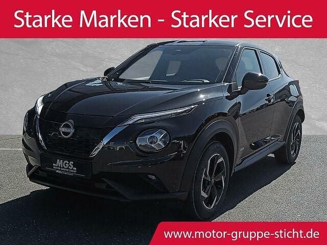 Black metallic Gebraucht 2024 Nissan Juke N-Connecta SUV | 23.990 € (Fairer Preis) - Bild 1/2