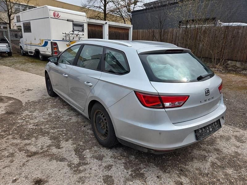 Gebraucht Seat Leon ST Reference 105 PS (77 kW) 2014 Silber Kombi