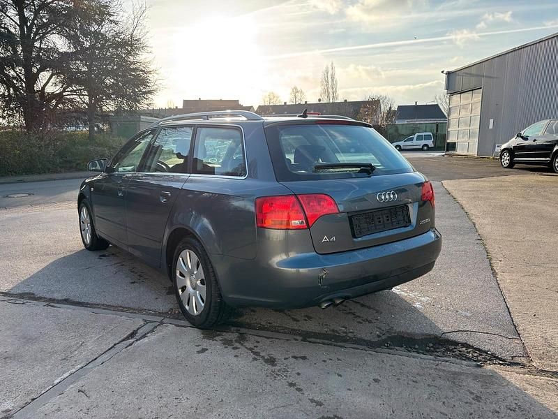 Gebraucht Audi A4 140 PS (102 kW) 2007 Schwarz Kombi