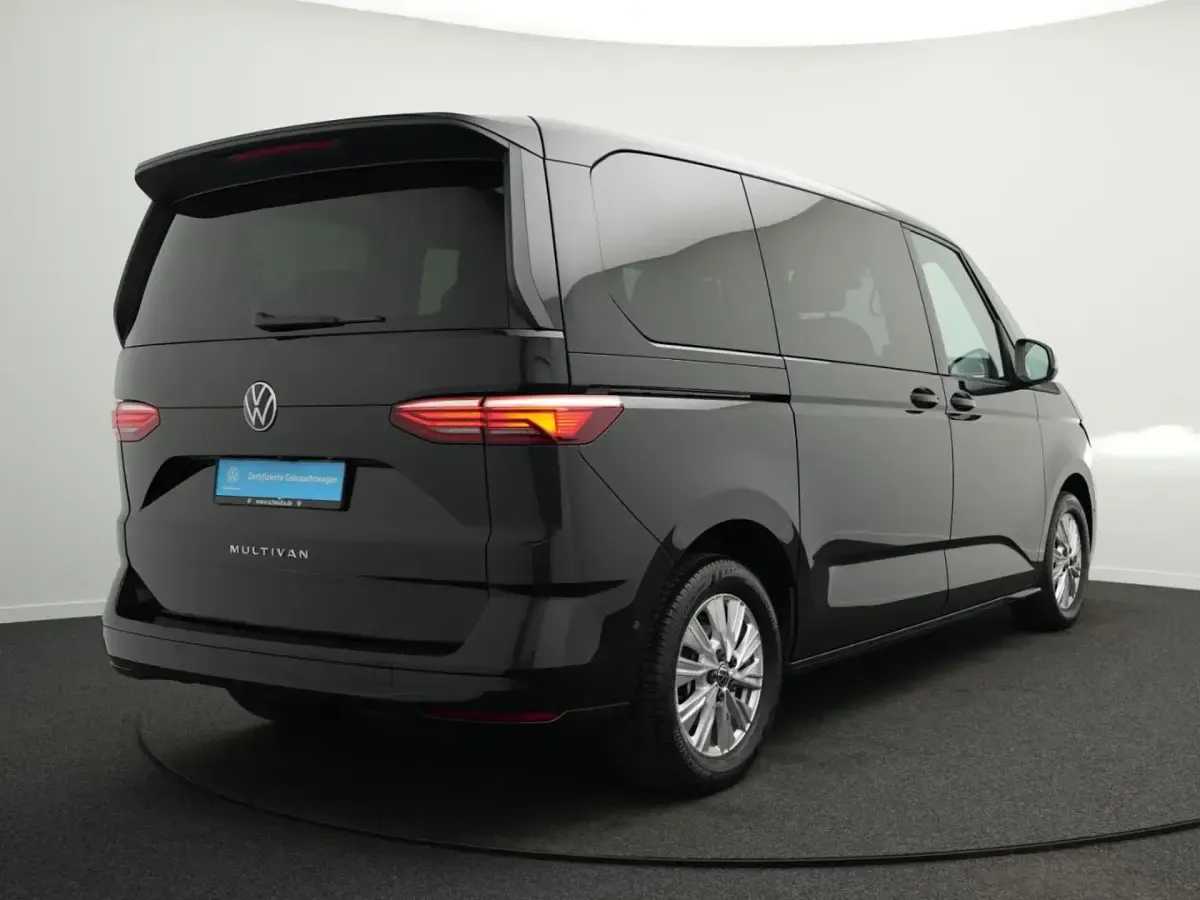 Używany VW Multivan Life 150 KM (110 kW) 2024 Minivan