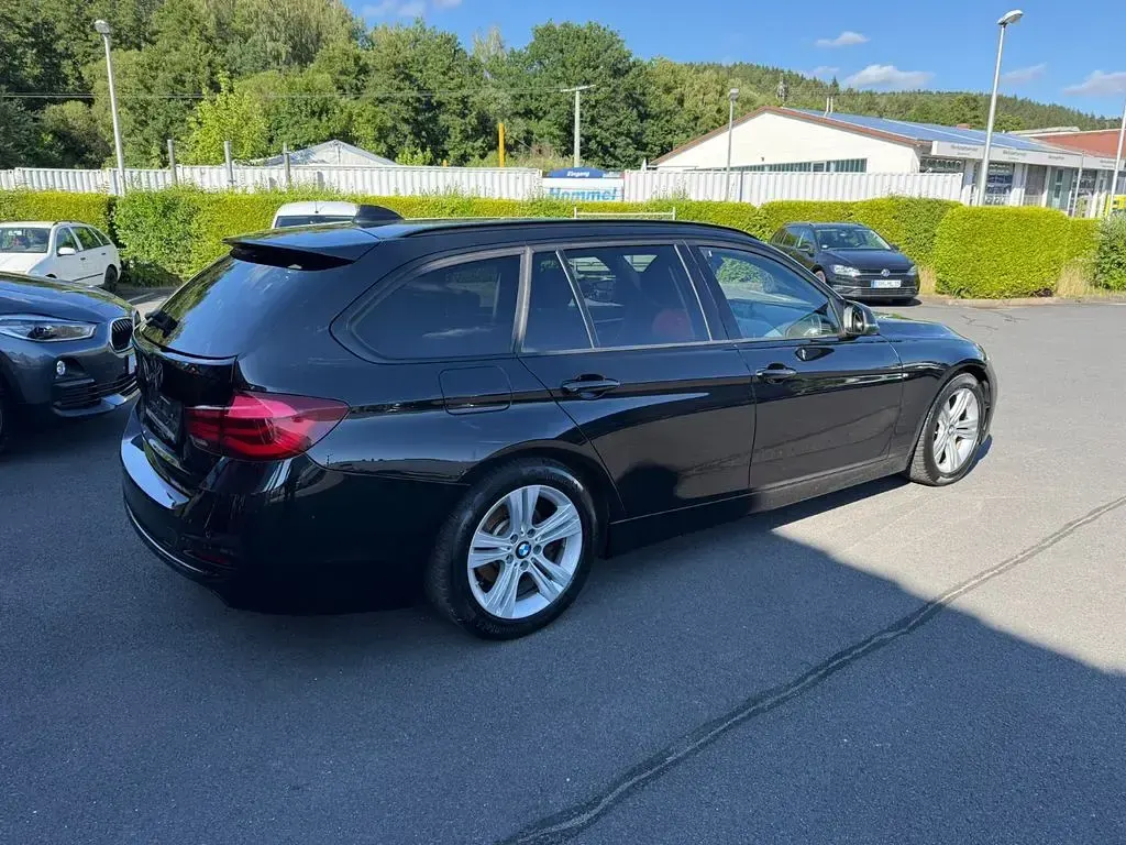 Gebraucht BMW 320 Efficient Dynamics 163 PS (119 kW) 2017 Schwarz Kombi