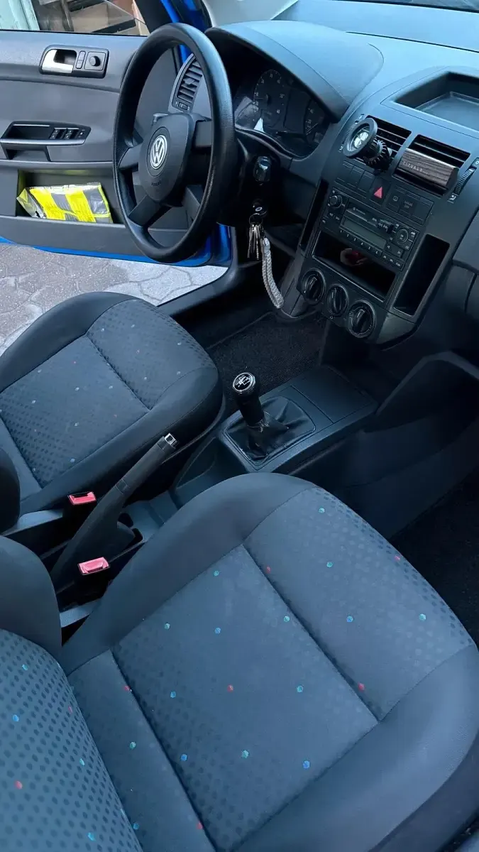 Gebraucht VW Polo 54 PS (39 kW) 2003 Blau Kleinwagen