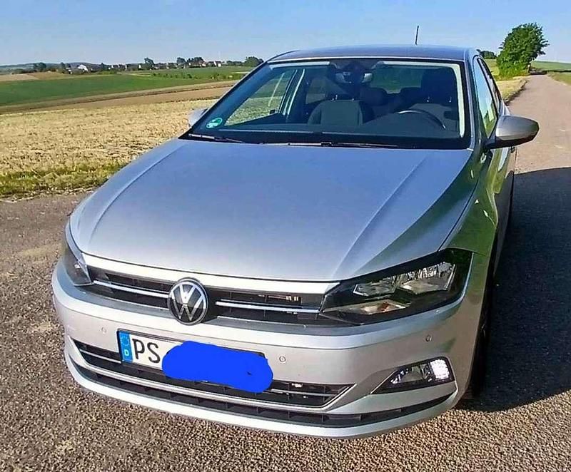 Silber Gebraucht 2021 VW Polo United Limousine | 15.500 € (Fairer Preis) - Bild 1/4