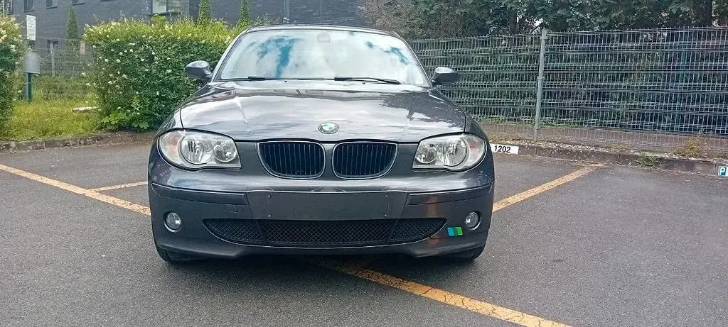 Gebraucht BMW 116 116 PS (85 kW) 2005 Grau Kleinwagen