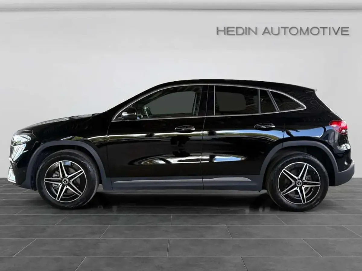 Gebraucht Mercedes EQA250+ AMG 139 kW (190 PS) 2023 Schwarz SUV