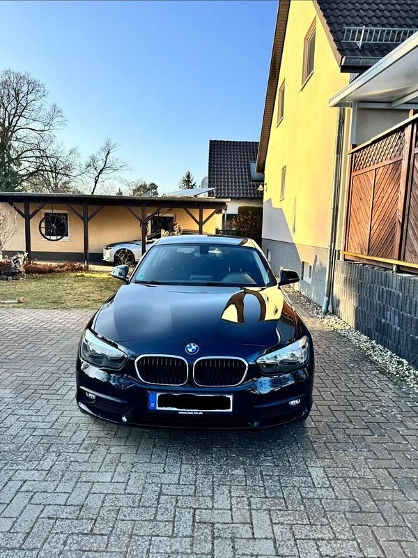 Gebraucht BMW 118 136 PS (100 kW) 2018 Schwarz Kleinwagen