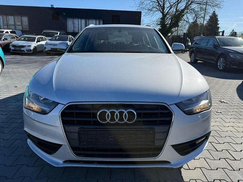 Gebraucht Audi A4 Ambiente 170 PS (125 kW) 2012 Silber Kombi