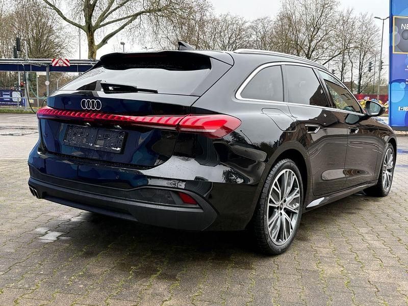 Gebraucht Audi A5 204 PS (150 kW) 2025 Schwarz Kombi