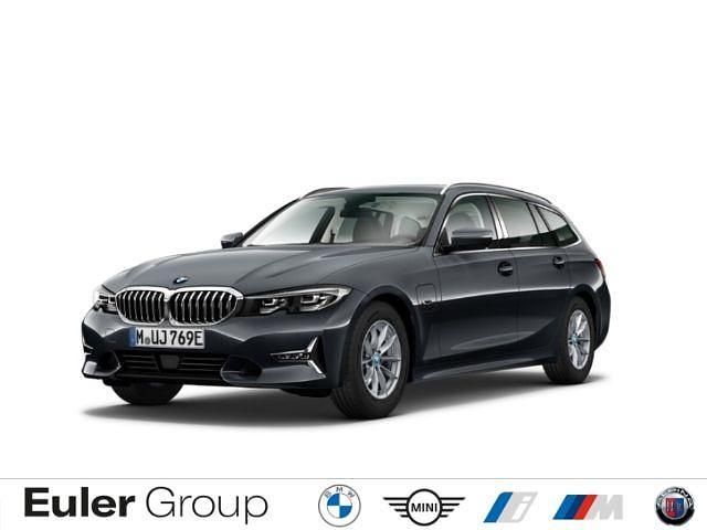 Grau Gebraucht 2021 BMW 320e Sport Line Kombi | 28.999 € (Fairer Preis) - Bild 1/4