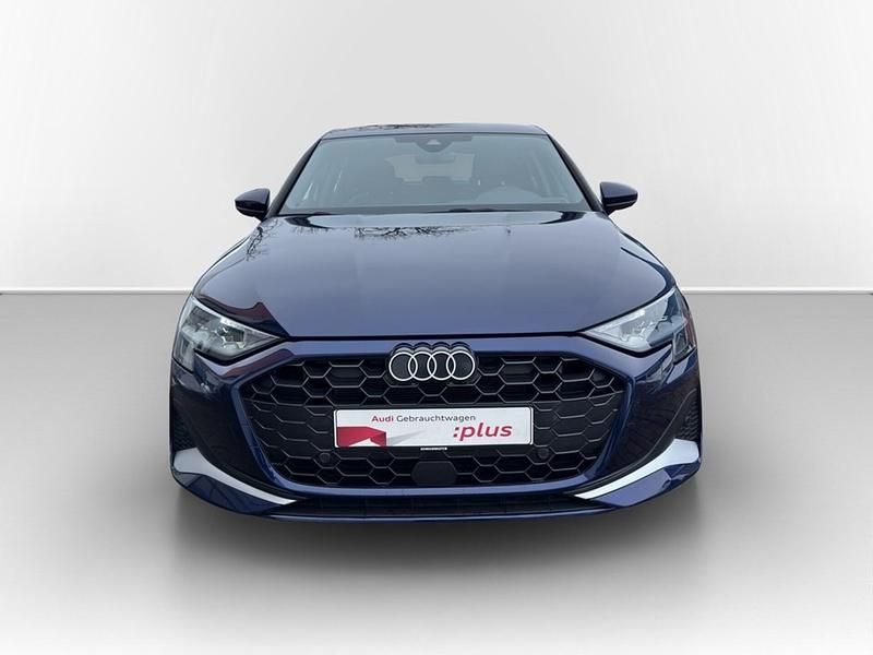 Gebraucht Audi A3 Advanced 150 PS (110 kW) 2024 Navarrablau metallic Limousine